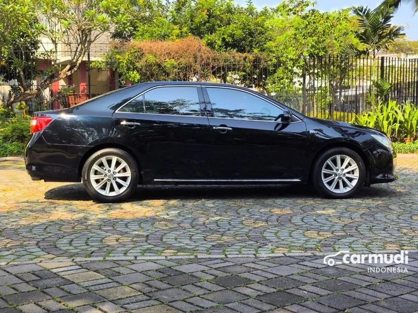 2014 Toyota Camry V Sedan