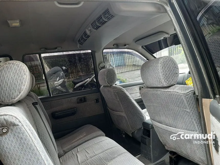 2000 Toyota Kijang LGX-D MPV