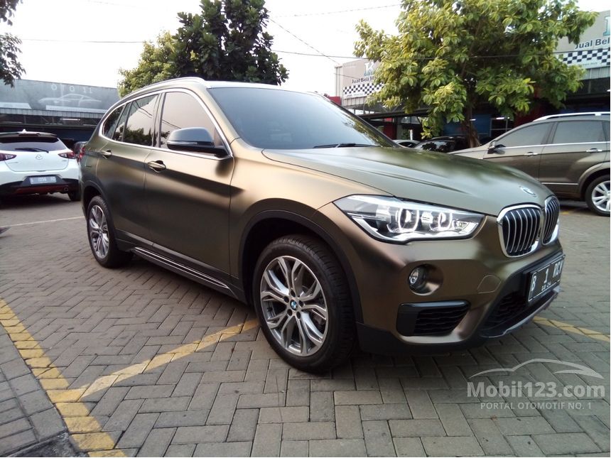  Jual  Mobil BMW  X1  2022 sDrive18i xLine 1 5 di DKI Jakarta 