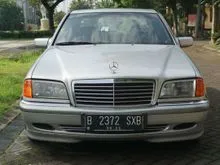 2000 Mercedes-Benz C240 2.6 Elegance Sedan
