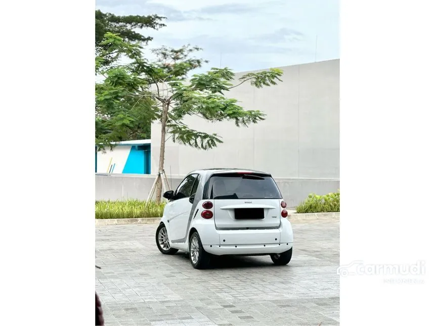 2010 smart fortwo MHD Edition Micro car