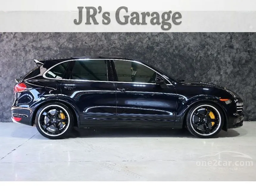 2013 Porsche CAYENNE S Hybrid SUV