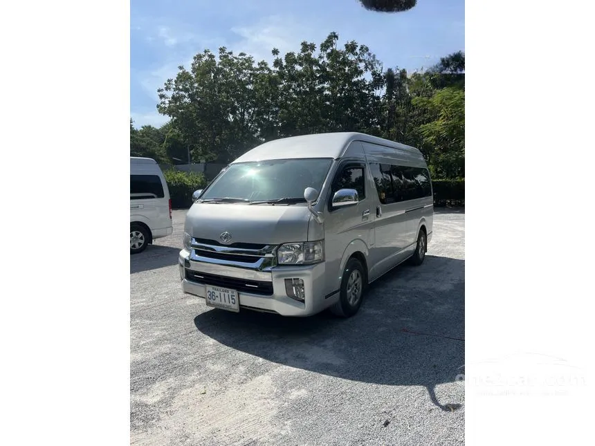 2013 Toyota HIACE D4D Van