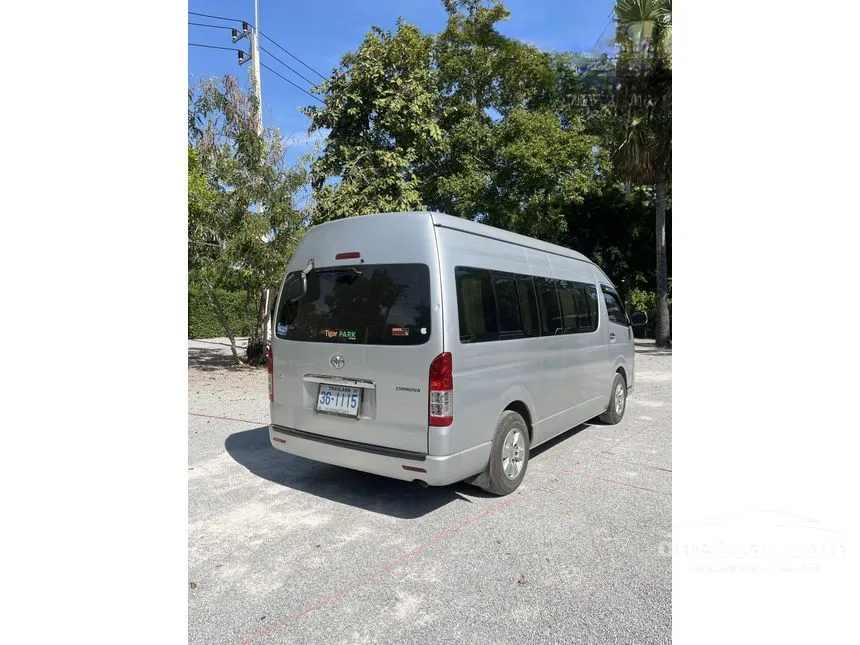 2013 Toyota HIACE D4D Van