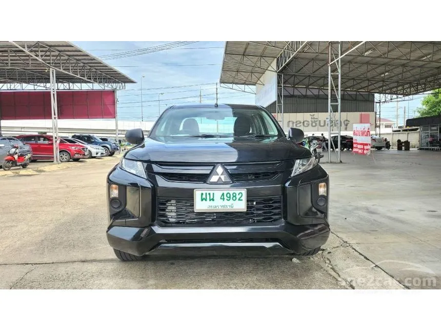 2021 Mitsubishi TRITON GL Mega Cab Pickup