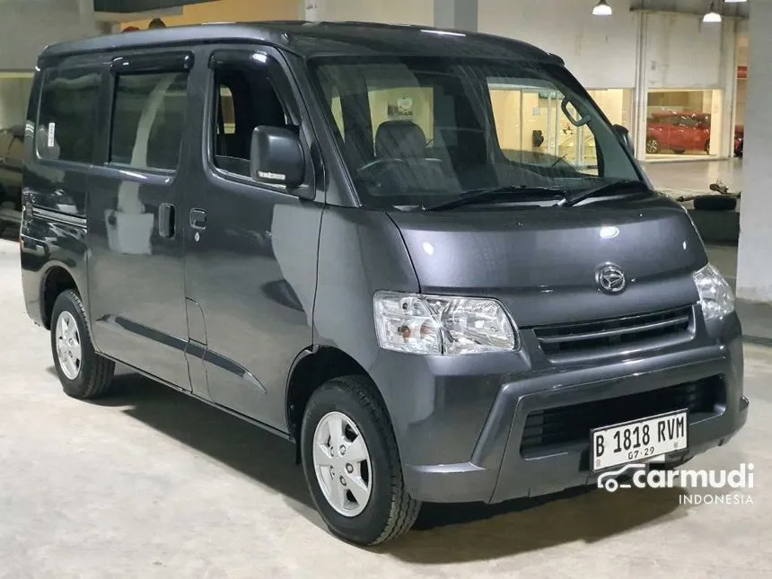 2024 Daihatsu Gran Max Mini Bus D Van