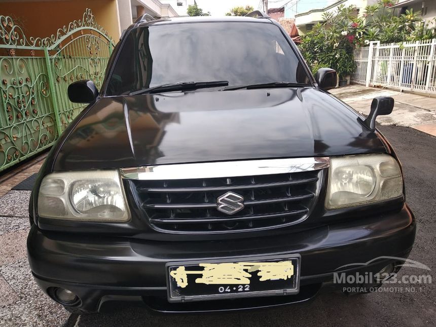 Jual Mobil Suzuki Escudo 2001 SQ 2.0 di Banten Manual SUV 