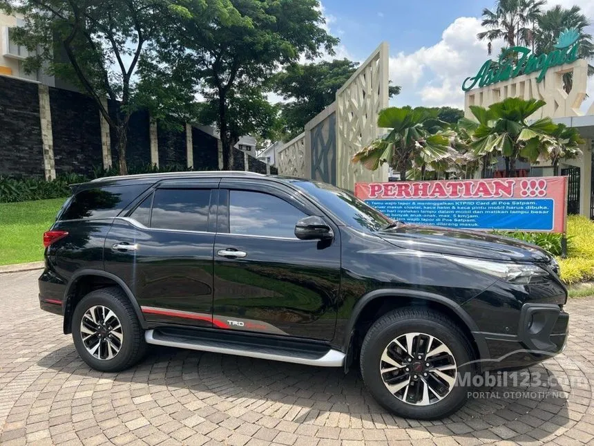 Jual Mobil Toyota Fortuner 2019 TRD 2.4 di Jawa Barat Automatic SUV Hitam Rp 415.000.000