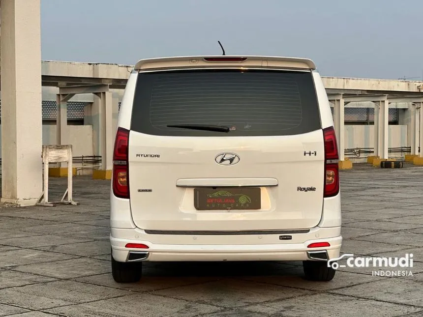 2019 Hyundai H-1 Royale MPV