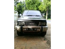 2000 Isuzu Panther 2.5 2.5L Hi Grade MPV Minivans