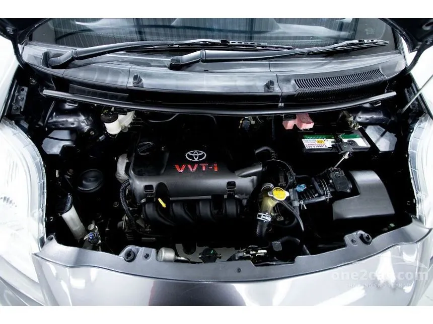 2013 Toyota Yaris G Hatchback