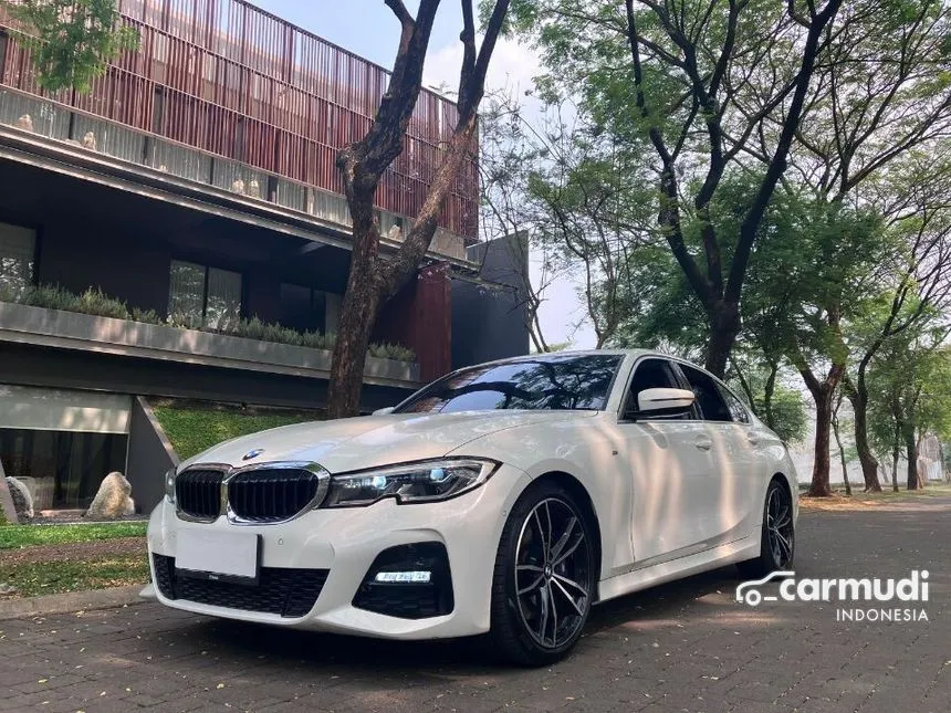 2021 BMW 330i M Sport Sedan