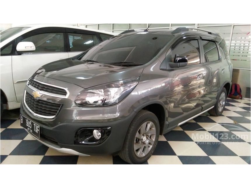 Jual Mobil  Chevrolet  Spin  2021 ACTIV  1 5 di DKI Jakarta 