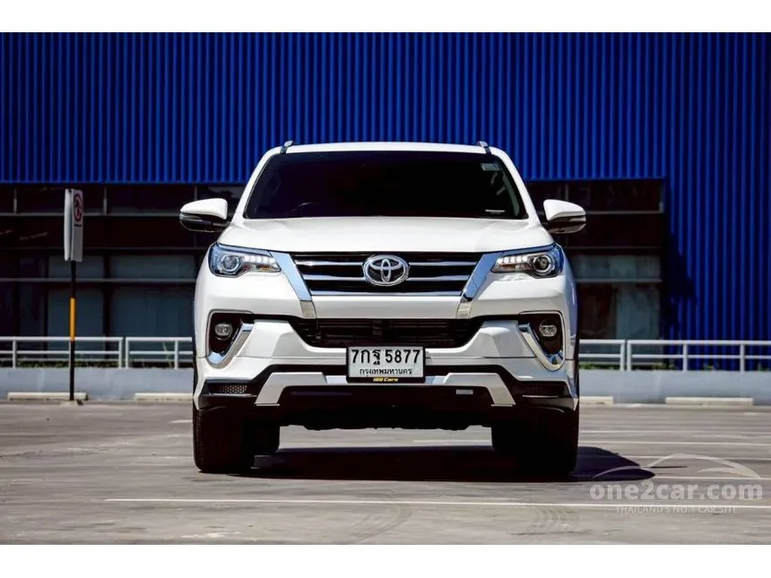 2018 Toyota FORTUNER V SUV