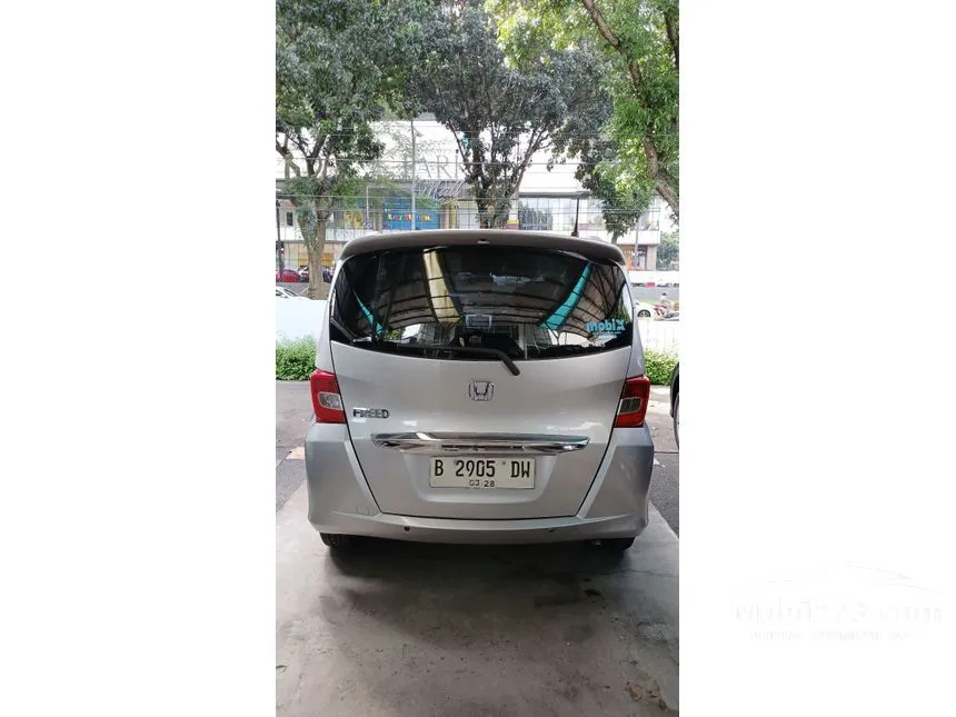 2013 Honda Freed E MPV