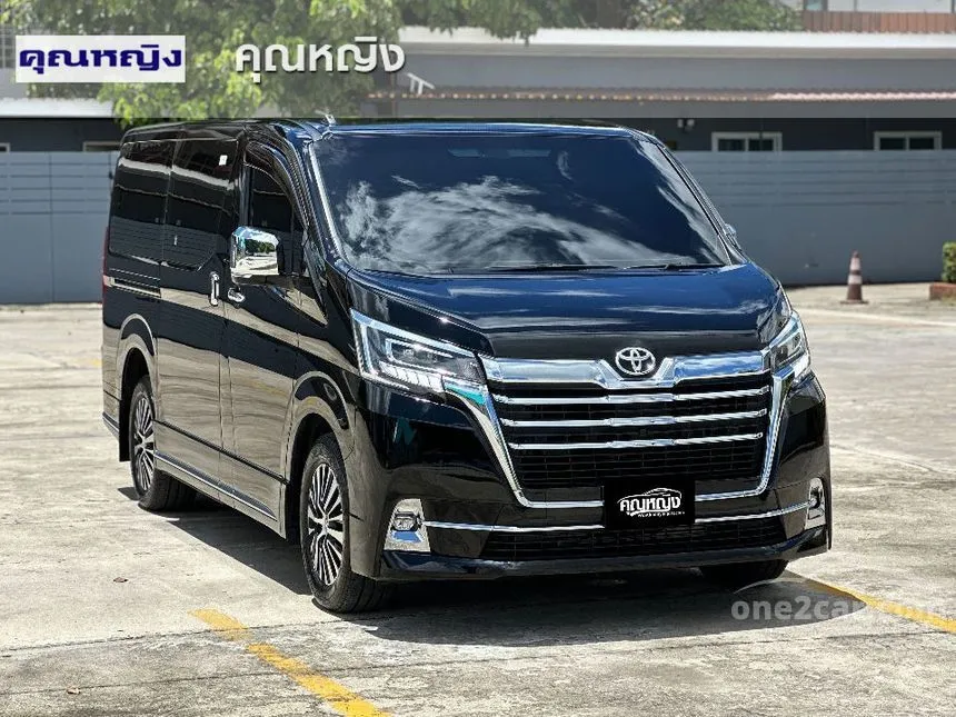 2024 Toyota Majesty Premium Van