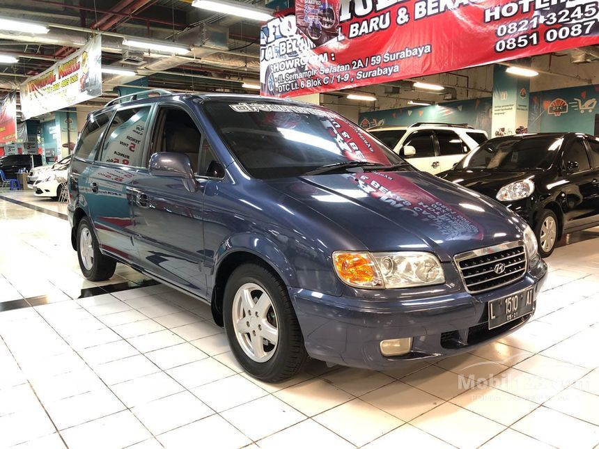 Hyundai trajet 2003