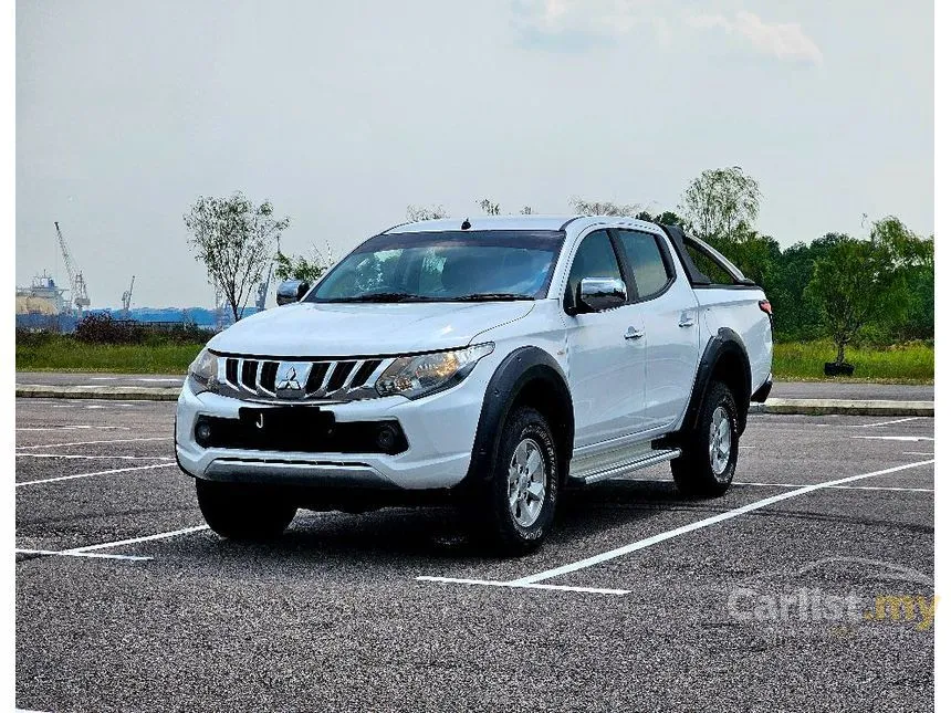 2017 Mitsubishi Triton VGT Dual Cab Pickup Truck