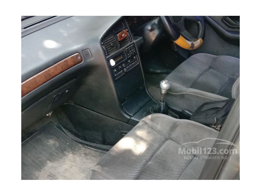 Jual Mobil Peugeot 405 1996 1.9 Manual 1.9 di Jawa Barat Manual Sedan