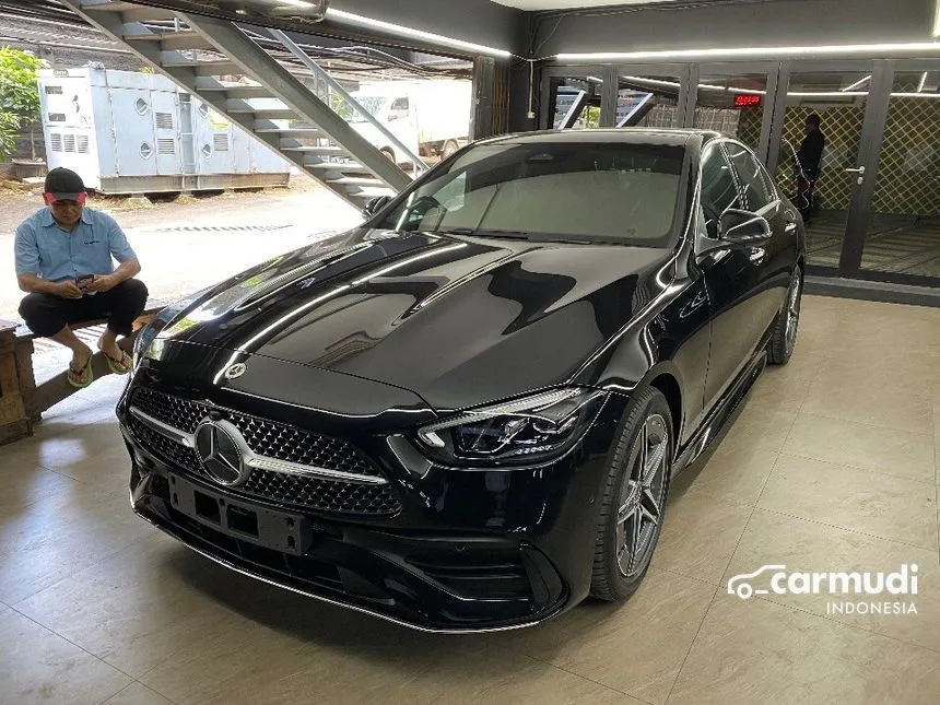 2023 Mercedes-Benz C300 AMG Line Sedan