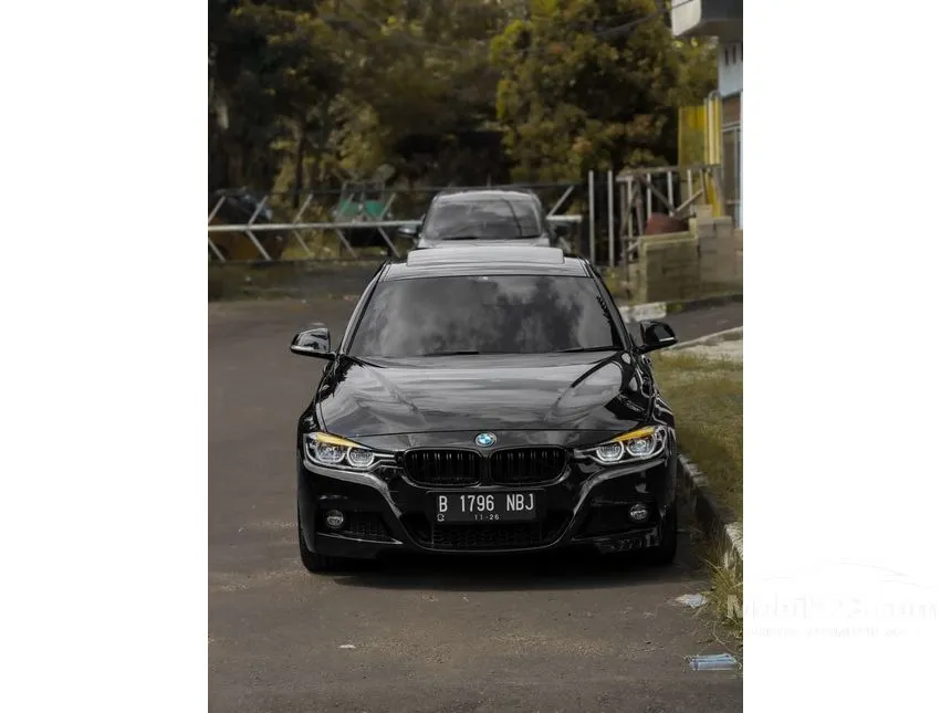 2018 BMW 330i M Sport Sedan