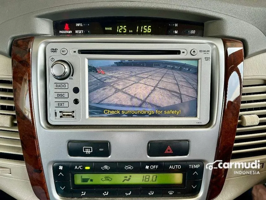 2013 Toyota Kijang Innova V Luxury MPV