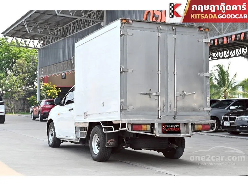 2015 Isuzu D-MAX B Spark Pickup