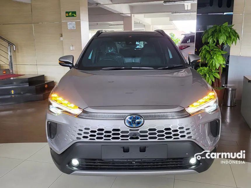 2025 Toyota Corolla Cross Hybrid SUV