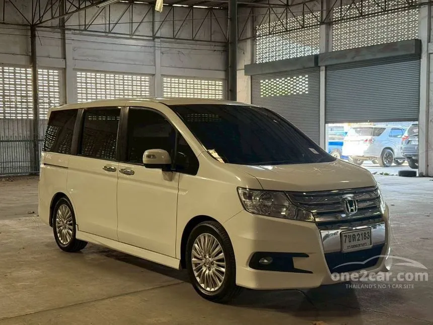 2013 Honda STEPWGN Spada JP Wagon