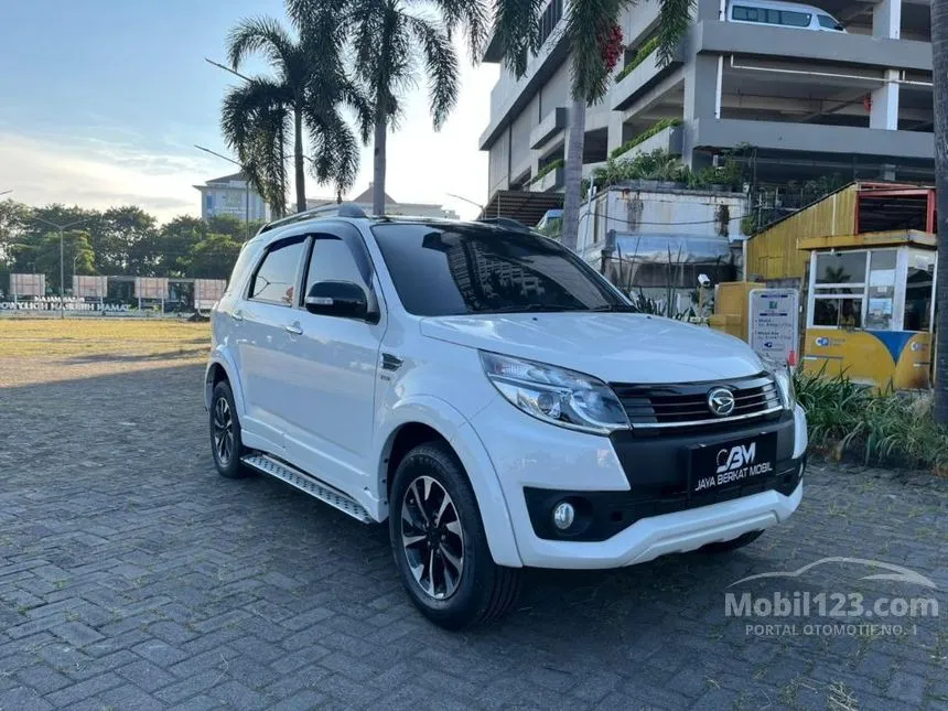 2017 Daihatsu Terios R Custom SUV