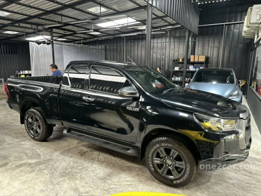 2020 Toyota HILUX REVO Prerunner Entry Smart Cab Pickup