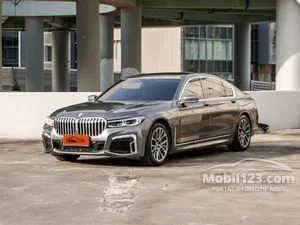 2016 BMW 740Li 3.0 Pure Excellence Sedan