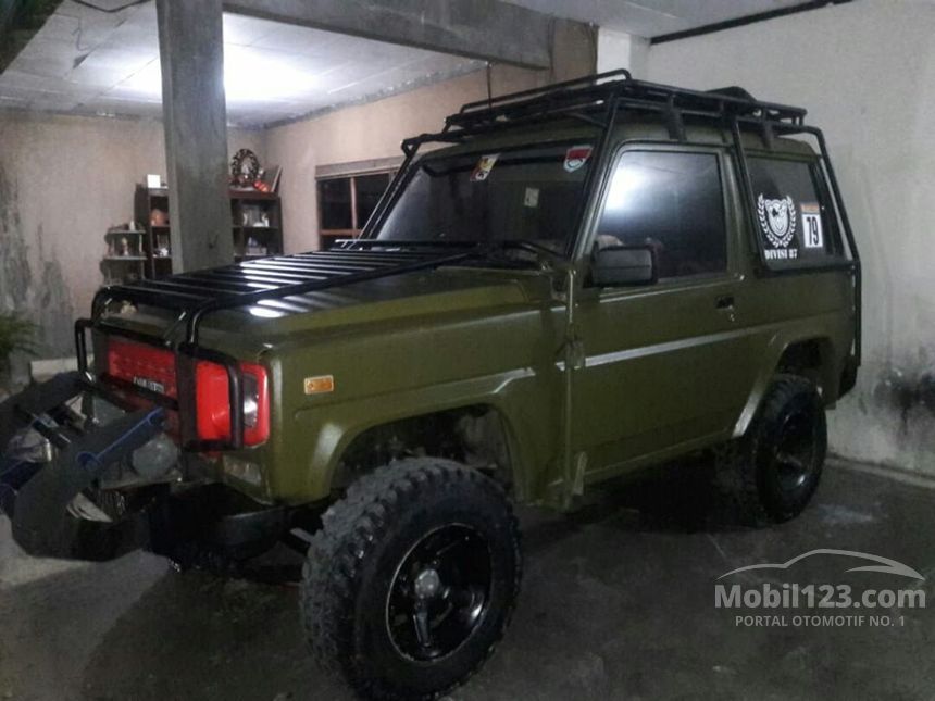 Daihatsu Taft Solo - Mobil Bekas - Waa2 Daihatsu Taft Solo - Mobil Bekas - Waa2