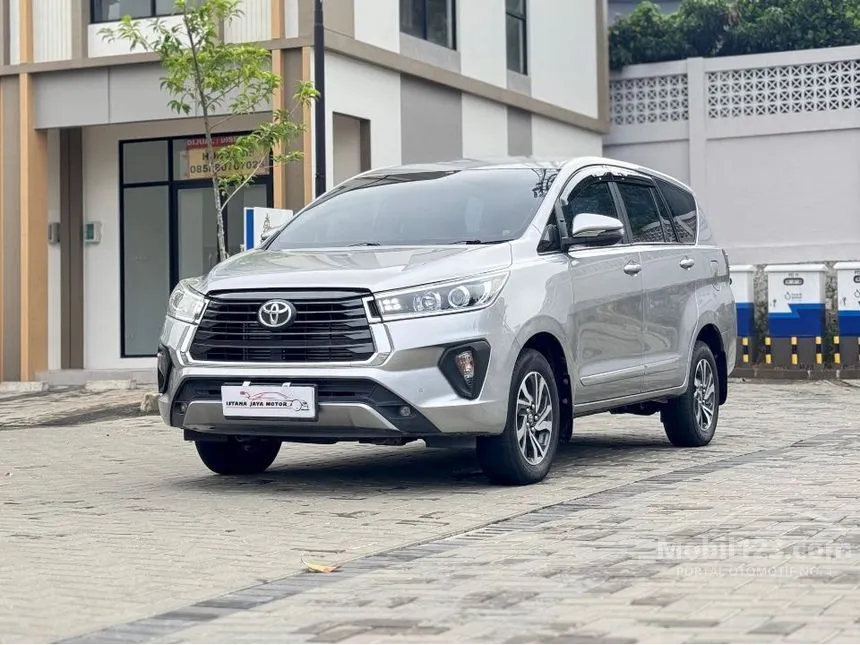 2021 Toyota Kijang Innova V MPV