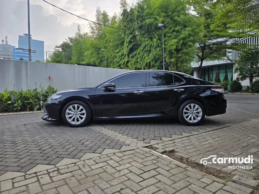 2020 Toyota Camry V Sedan