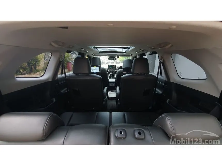 2024 Toyota Kijang Innova Zenix Q HV TSS Modellista (Non Premium Color) MPV