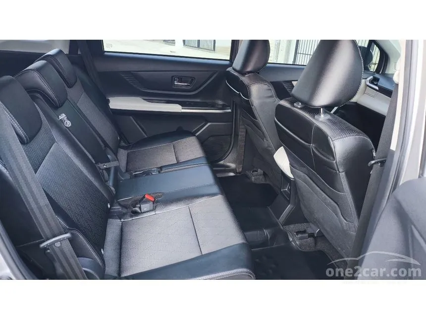 2025 Toyota Veloz Premium Wagon
