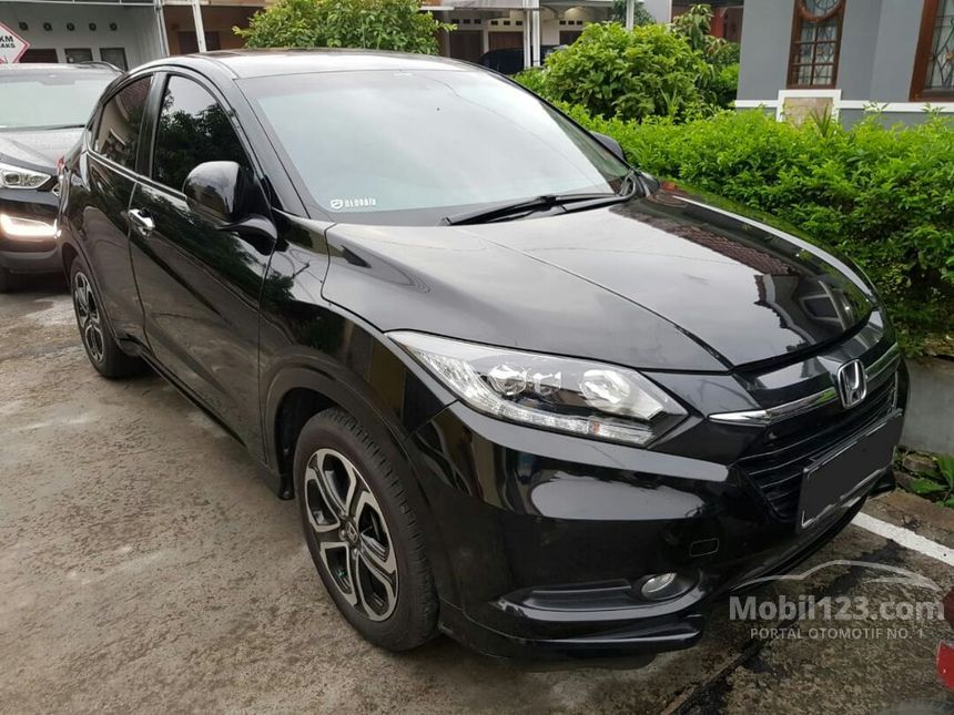 Jual Mobil  Honda  HR V  2021  Prestige  1 8 di Jawa Barat 