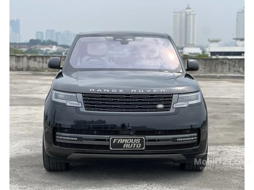 Jual Mobil Land Rover Range Rover 2022 P530 First Edition 4.4 di DKI Jakarta Automatic SUV Hitam Rp 7.750.000.000
