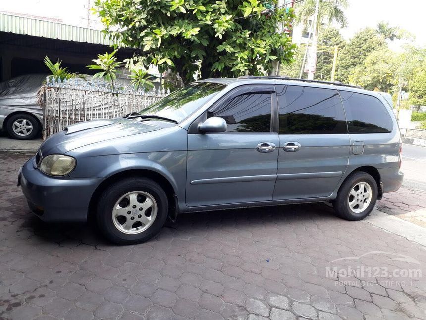 Jual Mobil KIA Carnival 2000 GS 2.5 di Jawa Timur Manual Jual Mobil KIA Carnival 2000 GS 2.5 di Jawa Timur Manual
