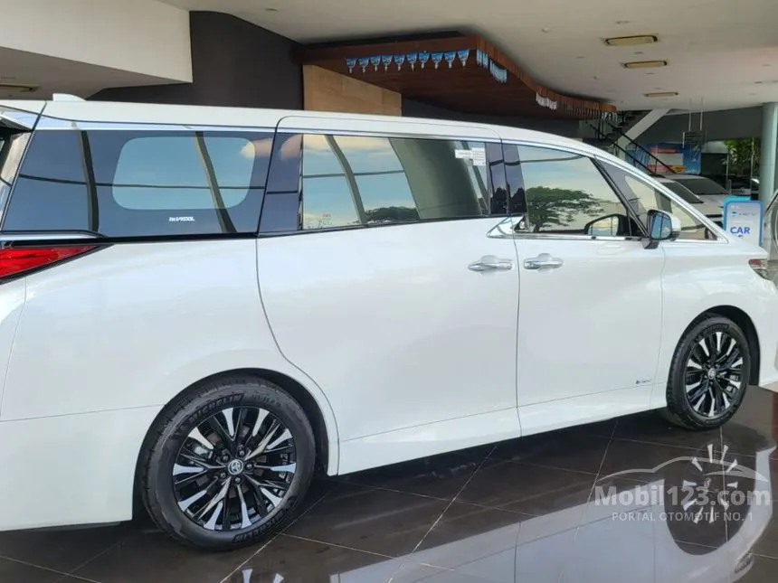 2020 Toyota Voxy MPV
