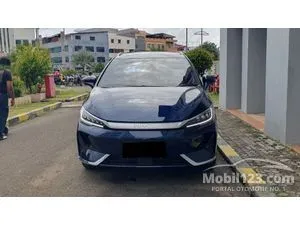 2024 BYD M6 Superior Captain 6-seater MPV