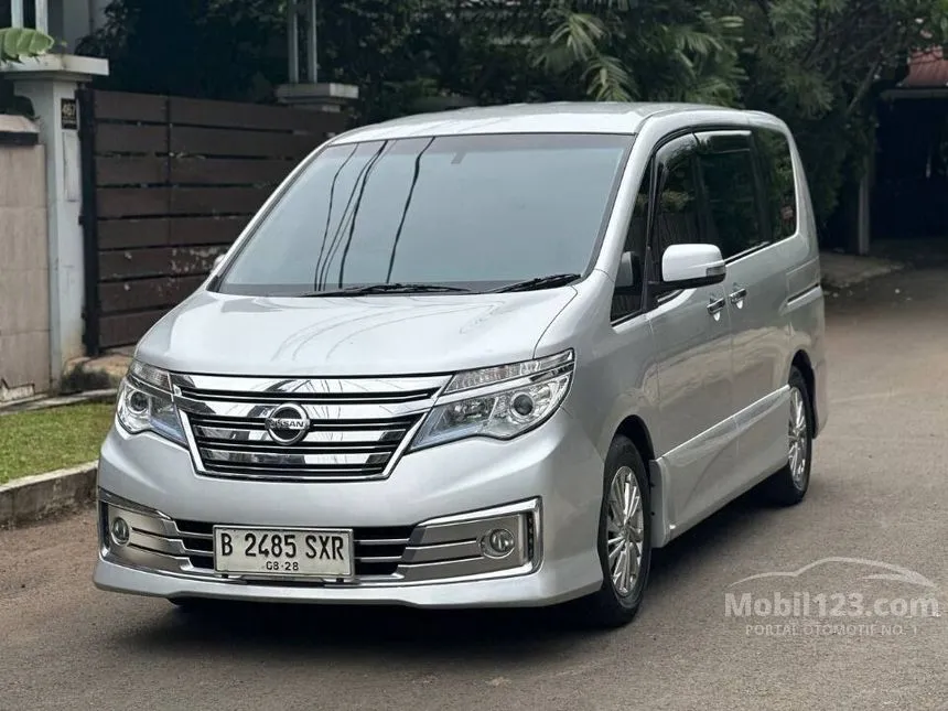 Jual Mobil Nissan Serena 2016 Highway Star 2.0 di DKI Jakarta Automatic MPV Silver Rp 205.000.000
