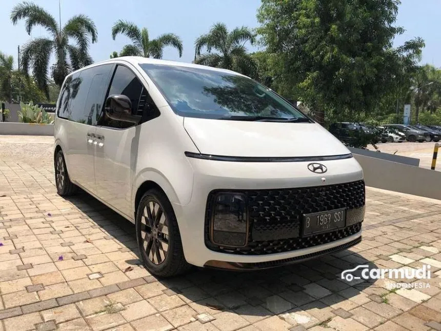 2024 Hyundai Staria Signature 7 Wagon