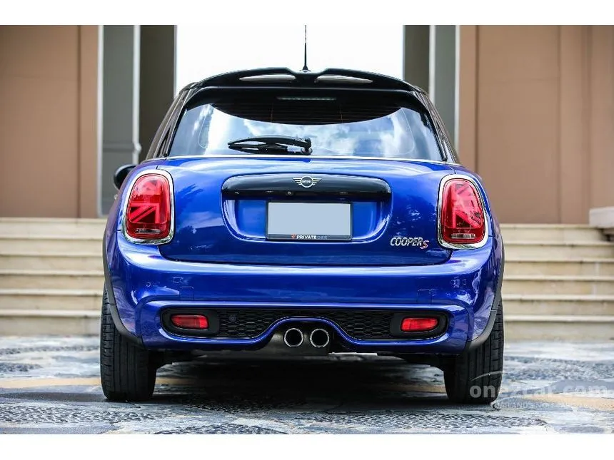 2018 Mini COOPER S 5-Door Hightrim Hatchback