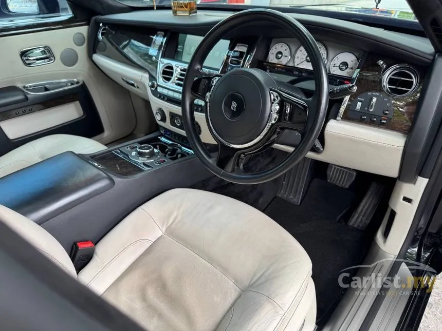 2014 Rolls-Royce Ghost Sedan