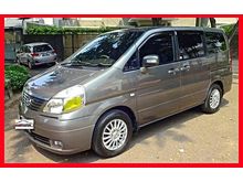 Nissan Serena HWS Facelift Tahun 2009 / 2010 Abu Matic Terawat