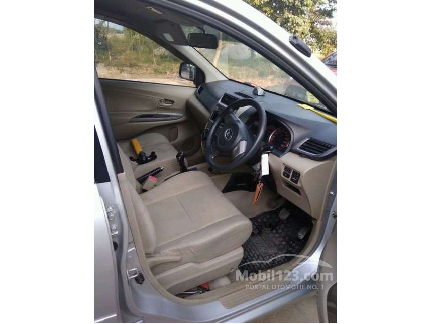 2014 Daihatsu Xenia R SPORTY MPV