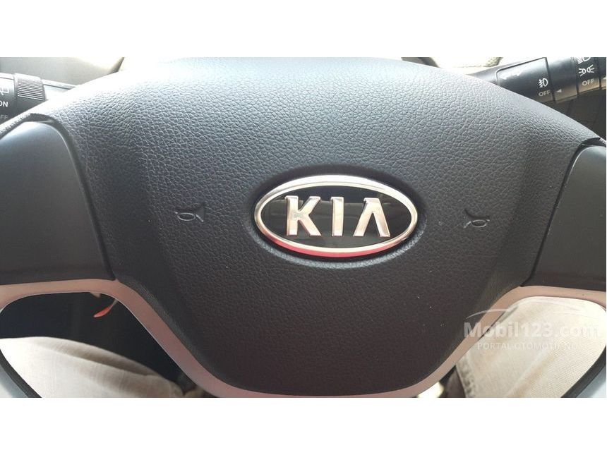 2012 KIA Picanto SE 2 Hatchback