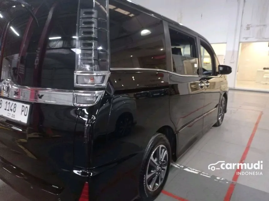 2018 Toyota Voxy Wagon